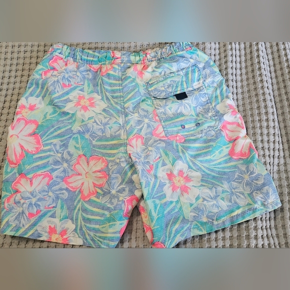 VINEYARD VINES 7" Printed Chappy Trunks Floral Tide Blue/pink Multi. Size Small - Picture 7 of 9